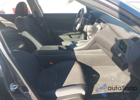 2022 Honda Insight Ex z USA, uszkodzony, nr VIN 19XZE4F55NE003073